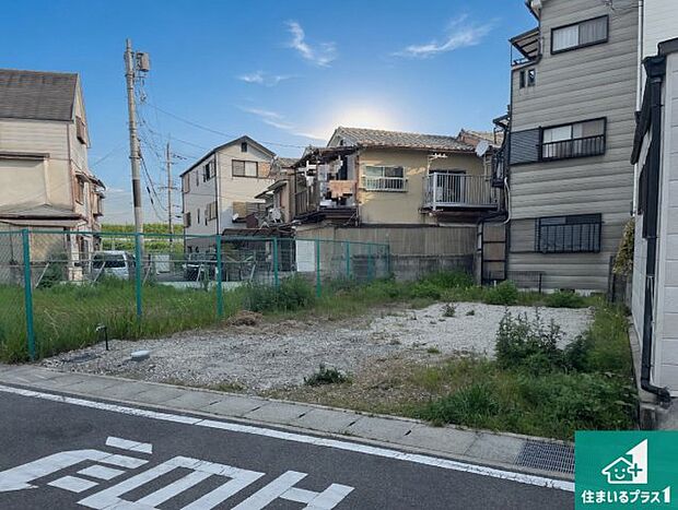 【外観】現在建築中！落ち着いた街並みで新生活を始めることが出来そう！周辺の物件も併せてご紹介させて頂きます！