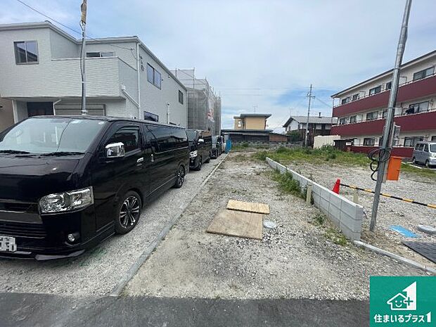 【外観】周辺は落ち着いた街並みの住宅地！子育てがしやすい住環境です！まだ未完成ですが、現地でしかわからない事もございます。是非一度ご覧ください。