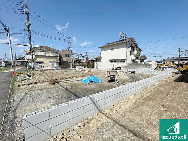 【外観】現在建築中！落ち着いた街並みで新生活を始めることが出来そう！周辺の物件も併せてご紹介させて頂きます！