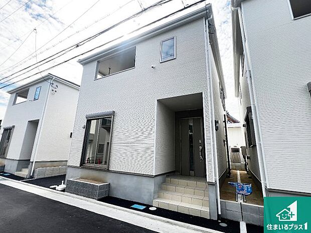 【外観】安心の10年保証!外観を美しく保ち、雨水で汚れを落とします!気になることがありましたら、お気軽にお問い合わせください!