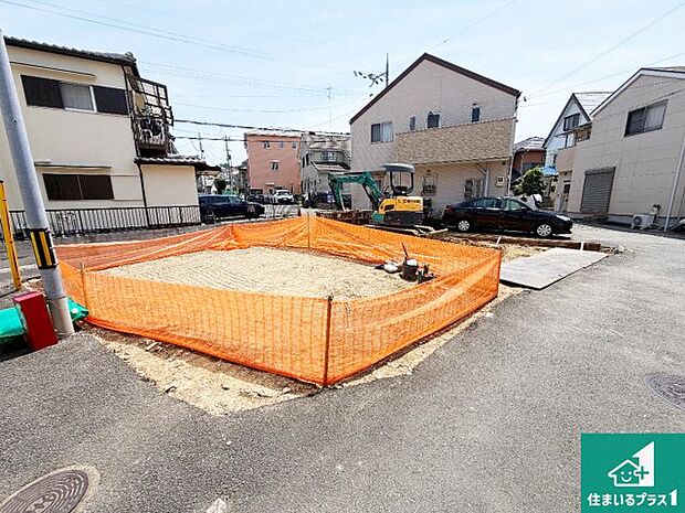 【外観】現在建築中！落ち着いた街並みで新生活を始めることが出来そう！周辺の物件も併せてご紹介させて頂きます！