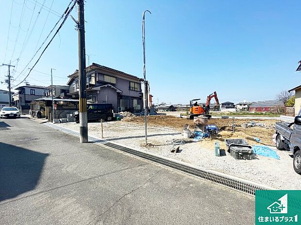 【外観】現在建築中！落ち着いた街並みで新生活を始めることが出来そう！周辺の物件も併せてご紹介させて頂きます！
