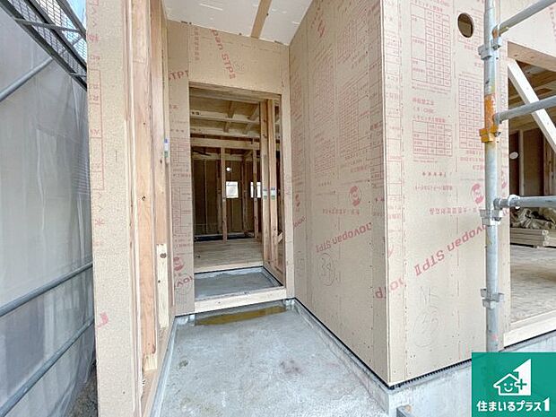 【外観】現在建築中！落ち着いた街並みで新生活を始めることが出来そう！周辺の物件も併せてご紹介させて頂きます！