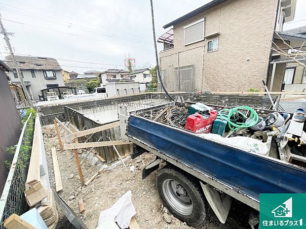 【外観】現在建築中！落ち着いた街並みで新生活を始めることが出来そう！周辺の物件も併せてご紹介させて頂きます！