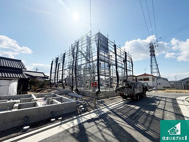【外観】現在建築中！落ち着いた街並みで新生活を始めることが出来そう！周辺の物件も併せてご紹介させて頂きます！