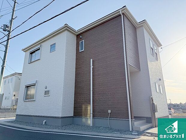 【外観】お客様に長く安心して住んでいだだける事にこだわった家づくり！住んでからのアフターサービスにもしっかりと取り組んでいます！