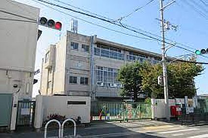 堺市立登美丘西小学校 徒歩700m
