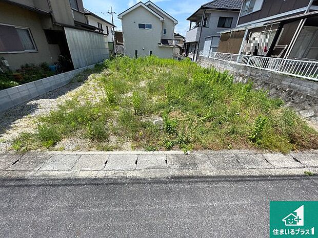 【外観】周辺は落ち着いた街並みの住宅地！子育てがしやすい住環境です！まだ未完成ですが、現地でしかわからない事もございます。是非一度ご覧ください。