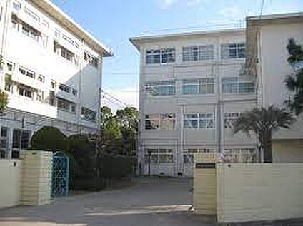 交野市立第一中学校 徒歩670m