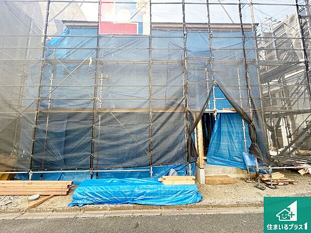 【外観】周辺は落ち着いた街並みの住宅地!子育てがしやすい住環境です!まだ未完成ですが、現地でしかわからない事もございます。是非一度ご覧ください。