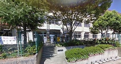 亀岡市立詳徳小学校 徒歩500m