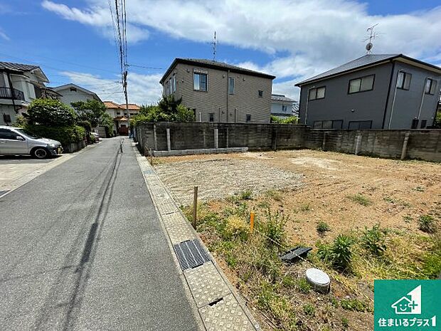 【外観】現在建築中！落ち着いた街並みで新生活を始めることが出来そう！周辺の物件も併せてご紹介させて頂きます！