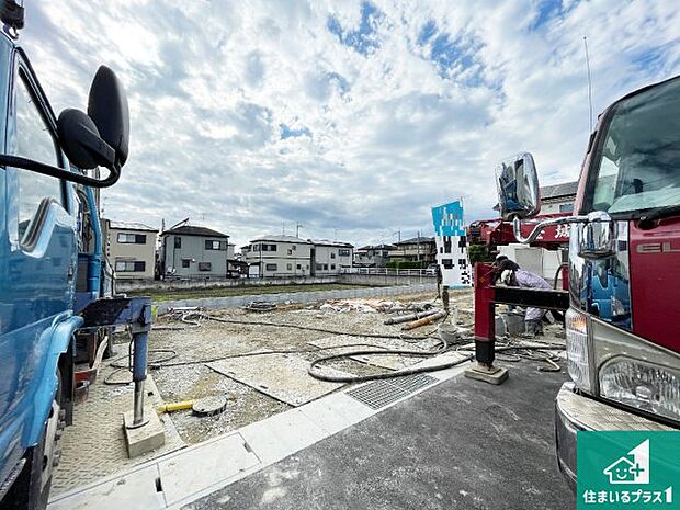 【外観】建築中ですが現地を見ると分かる事もございますので、ぜひ一度現地をご覧ください。
