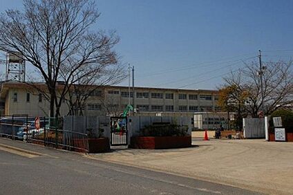 奈良市立三碓小学校 徒歩1520m