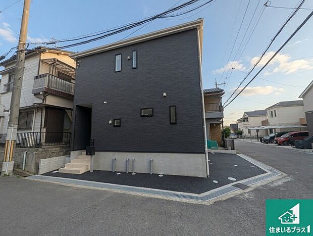 【外観】安心の10年保証!外観を美しく保ち、雨水で汚れを落とします!気になることがありましたら、お気軽にお問い合わせください!