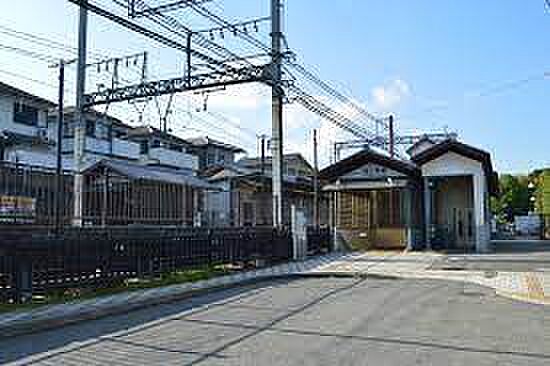 近鉄橿原線　西ノ京駅