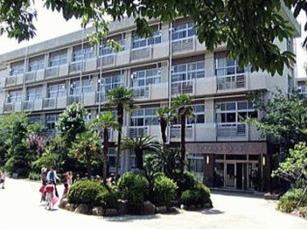 宝塚市立売布小学校