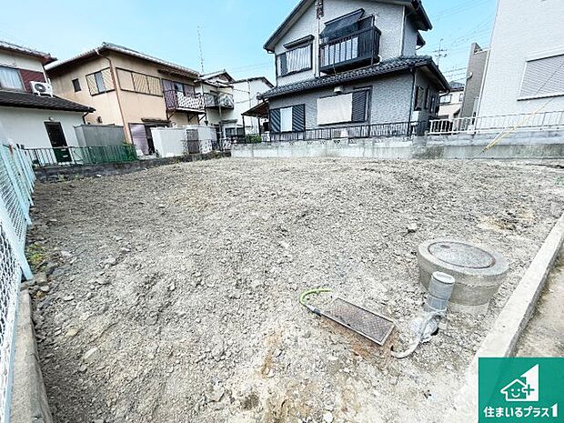 【外観】周辺は落ち着いた街並みの住宅地！子育てがしやすい住環境です！まだ未完成ですが、現地でしかわからない事もございます。是非一度ご覧ください。