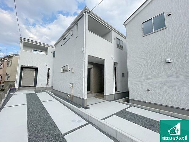 【外観】安心の10年保証！外観を美しく保ち、雨水で汚れを落とします！気になることがありましたら、お気軽にお問い合わせください！