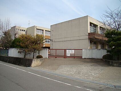 城陽市立西城陽中学校 徒歩861m
