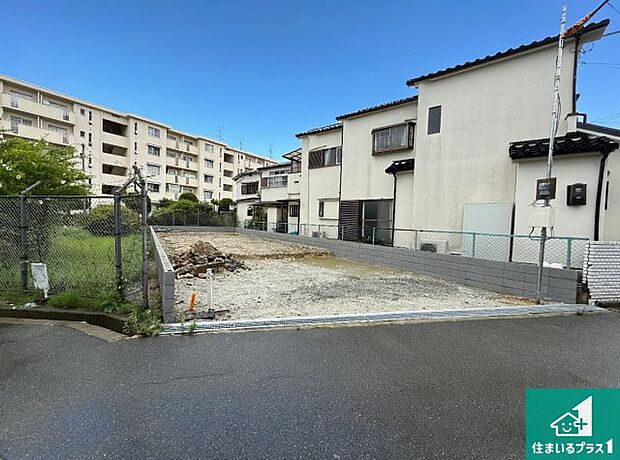 【外観】現在建築中！落ち着いた街並みで新生活を始めることが出来そう！周辺の物件も併せてご紹介させて頂きます！