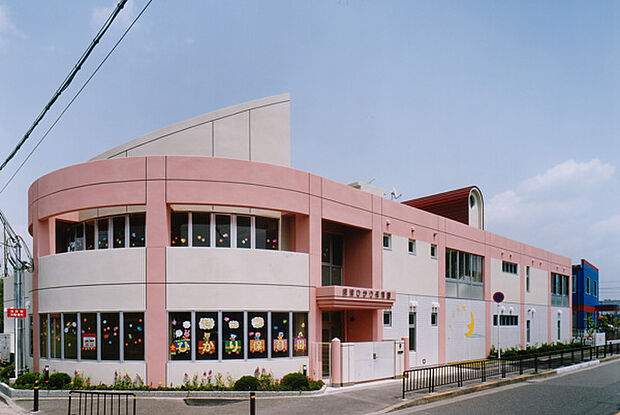 認定こども園摂津ひかり保育園