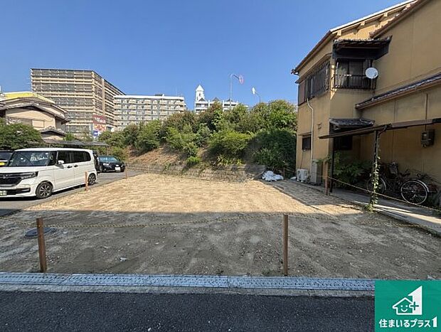 【外観】現在建築中！落ち着いた街並みで新生活を始めることが出来そう！周辺の物件も併せてご紹介させて頂きます！