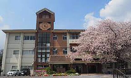 大津市立雄琴小学校 徒歩1423m