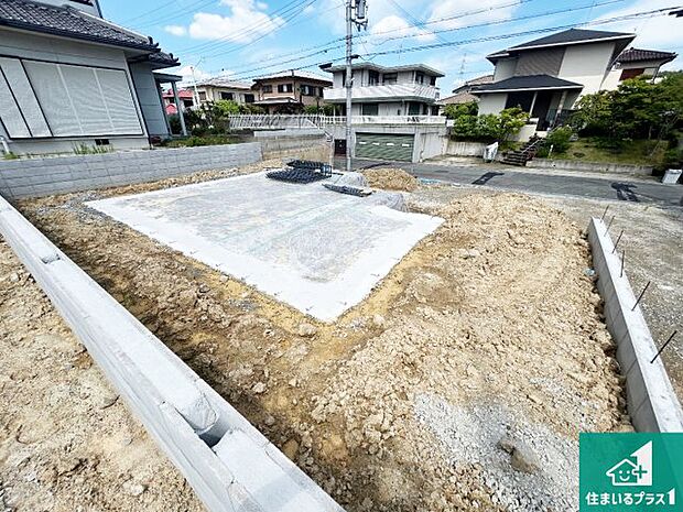 【外観】現在建築中！落ち着いた街並みで新生活を始めることが出来そう！周辺の物件も併せてご紹介させて頂きます！