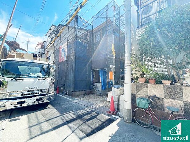 【外観】現在建築中!落ち着いた街並みで新生活を始めることが出来そう!周辺の物件も併せてご紹介させて頂きます!