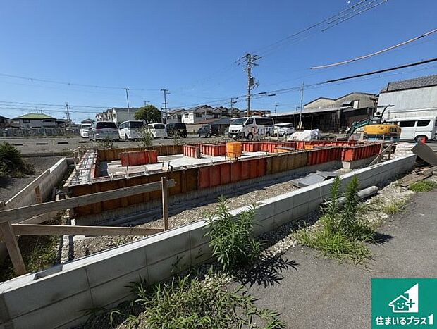 【外観】現在建築中!落ち着いた街並みで新生活を始めることが出来そう!周辺の物件も併せてご紹介させて頂きます!