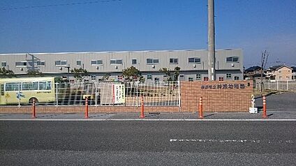 長浜市立神照幼稚園 徒歩682m