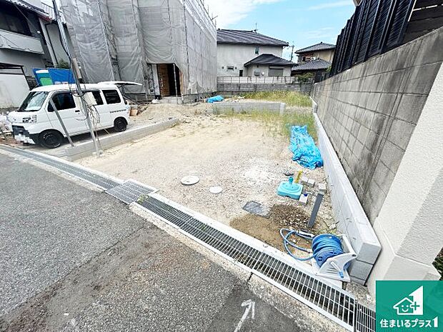 【外観】現在建築中!落ち着いた街並みで新生活を始めることが出来そう!周辺の物件も併せてご紹介させて頂きます!
