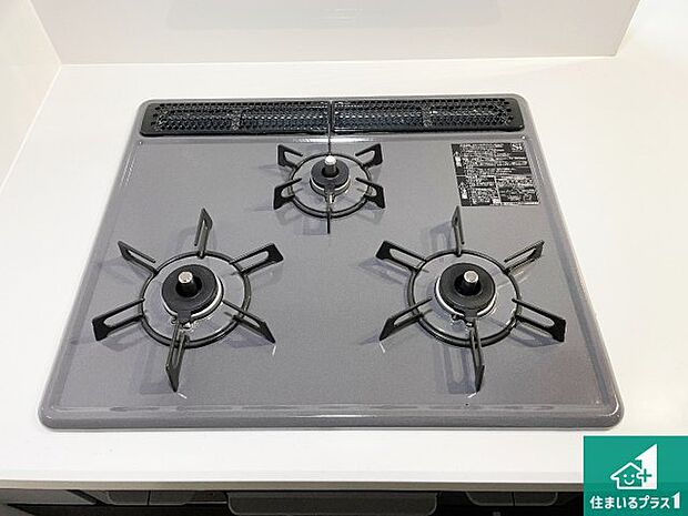 【コンロ】ダブル高火力Siセンサー付きコンロ!3口あるので、まとめて料理をする時も大活躍!