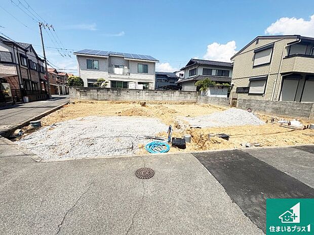 【外観】現在建築中!落ち着いた街並みで新生活を始めることが出来そう!周辺の物件も併せてご紹介させて頂きます!