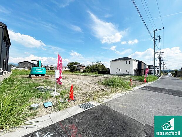 【外観】建築中ですが現地を見ると分かる事もございますので、ぜひ一度現地をご覧ください。