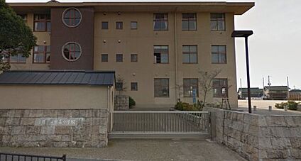 彦根市立旭森小学校 徒歩800m
