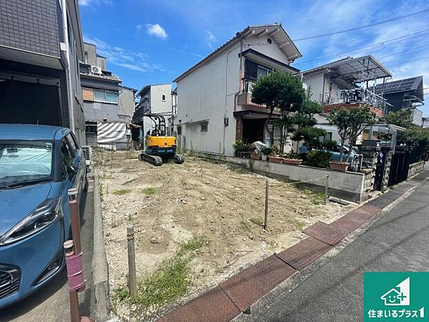 【外観】周辺は落ち着いた街並みの住宅地!子育てがしやすい住環境です!まだ未完成ですが、現地でしかわからない事もございます。是非一度ご覧ください。