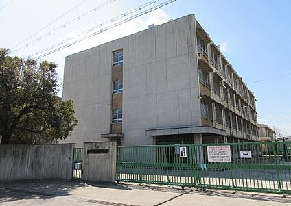 枚方市立杉中学校 徒歩1060m
