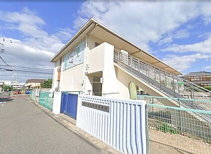 熊取町立中央保育所 徒歩635m