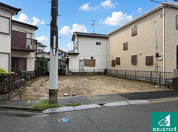 【外観】周辺は落ち着いた街並みの住宅地！子育てがしやすい住環境です！まだ未完成ですが、現地でしかわからない事もございます。是非一度ご覧ください。