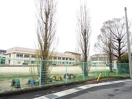桜井市立大福小学校 徒歩964m