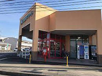 フレンドマート 江頭店 徒歩633m