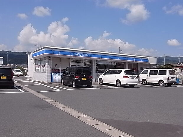 ローソン 平群バイパス店