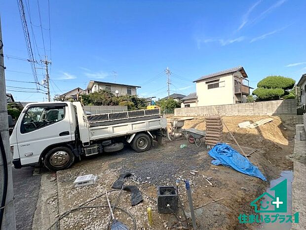 【外観】現在建築中!落ち着いた街並みで新生活を始めることが出来そう!周辺の物件も併せてご紹介させて頂きます!