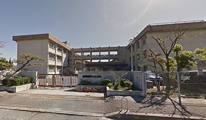 大和郡山市立平和小学校 徒歩1900m