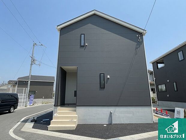 【外観】安心の10年保証!外観を美しく保ち、雨水で汚れを落とします!気になることがありましたら、お気軽にお問い合わせください!