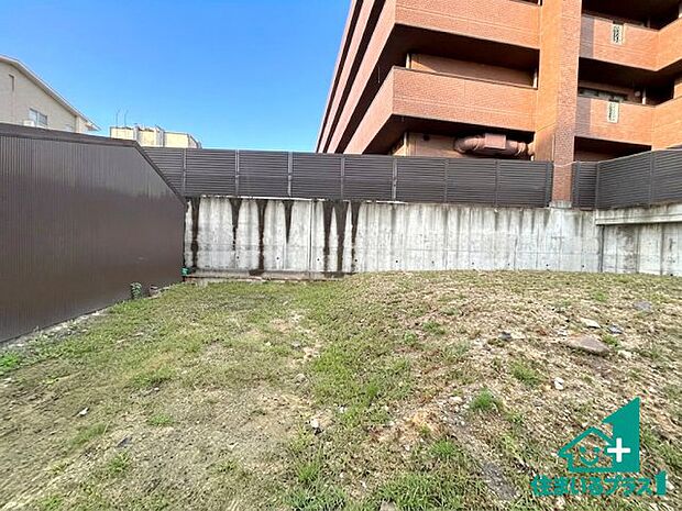 【外観】建築中ですが現地を見ると分かる事もございますので、ぜひ一度現地をご覧ください。