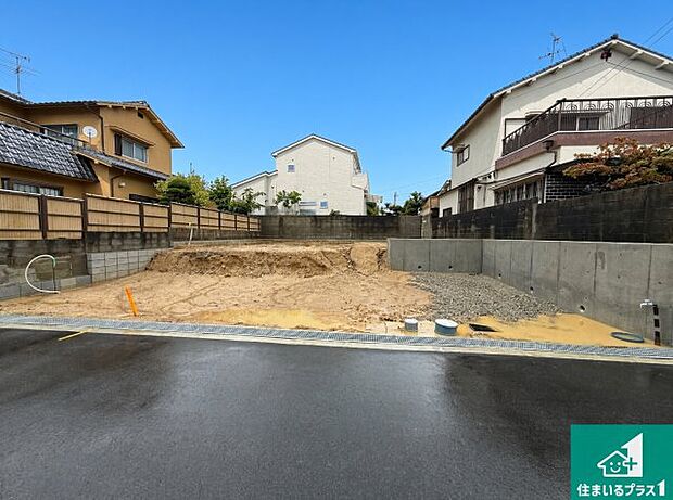 【外観】現在建築中!落ち着いた街並みで新生活を始めることが出来そう!周辺の物件も併せてご紹介させて頂きます!