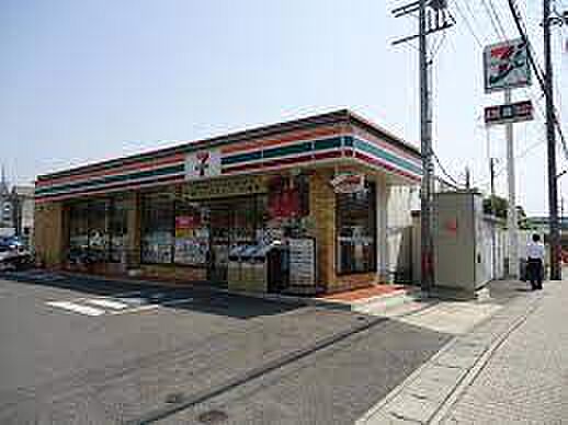 セブンイレブン 泉佐野鶴原店